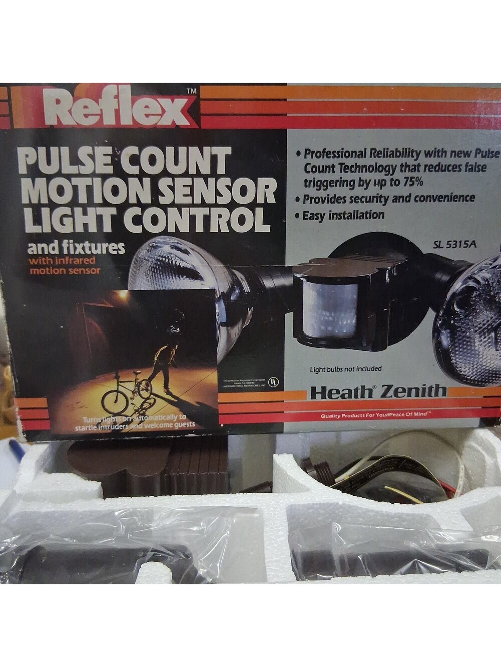 Heath Zenith SL-5315A Reflex Pulse Count Motion Sensor Light Control Fixture